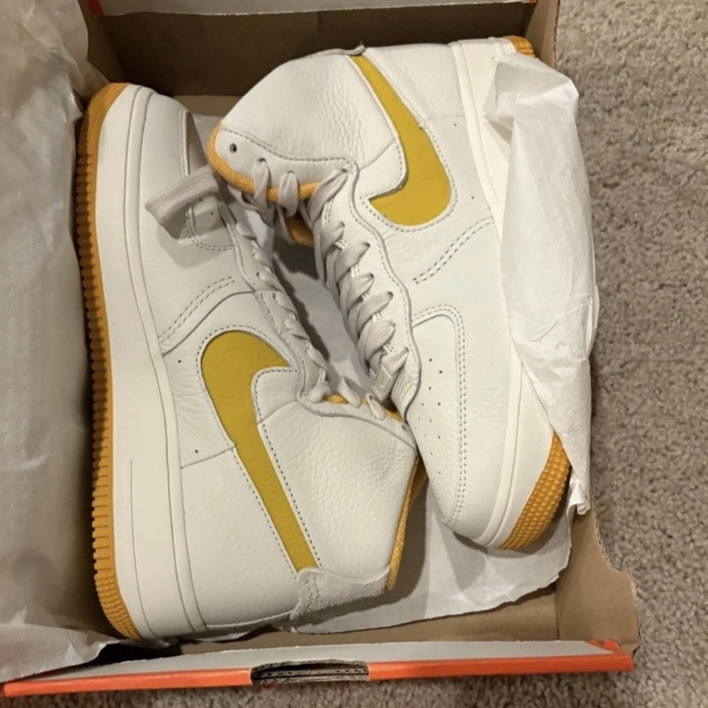 Size 7.5 - Nike Air Force 1 Sculpt Phantom Yellow Ochre W